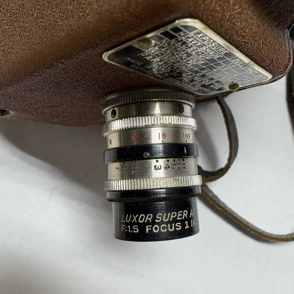 Vintage 16mm Movie Camera Paragon w/ Luxor Super Anastigmat F:1.5 focus 25mm USA